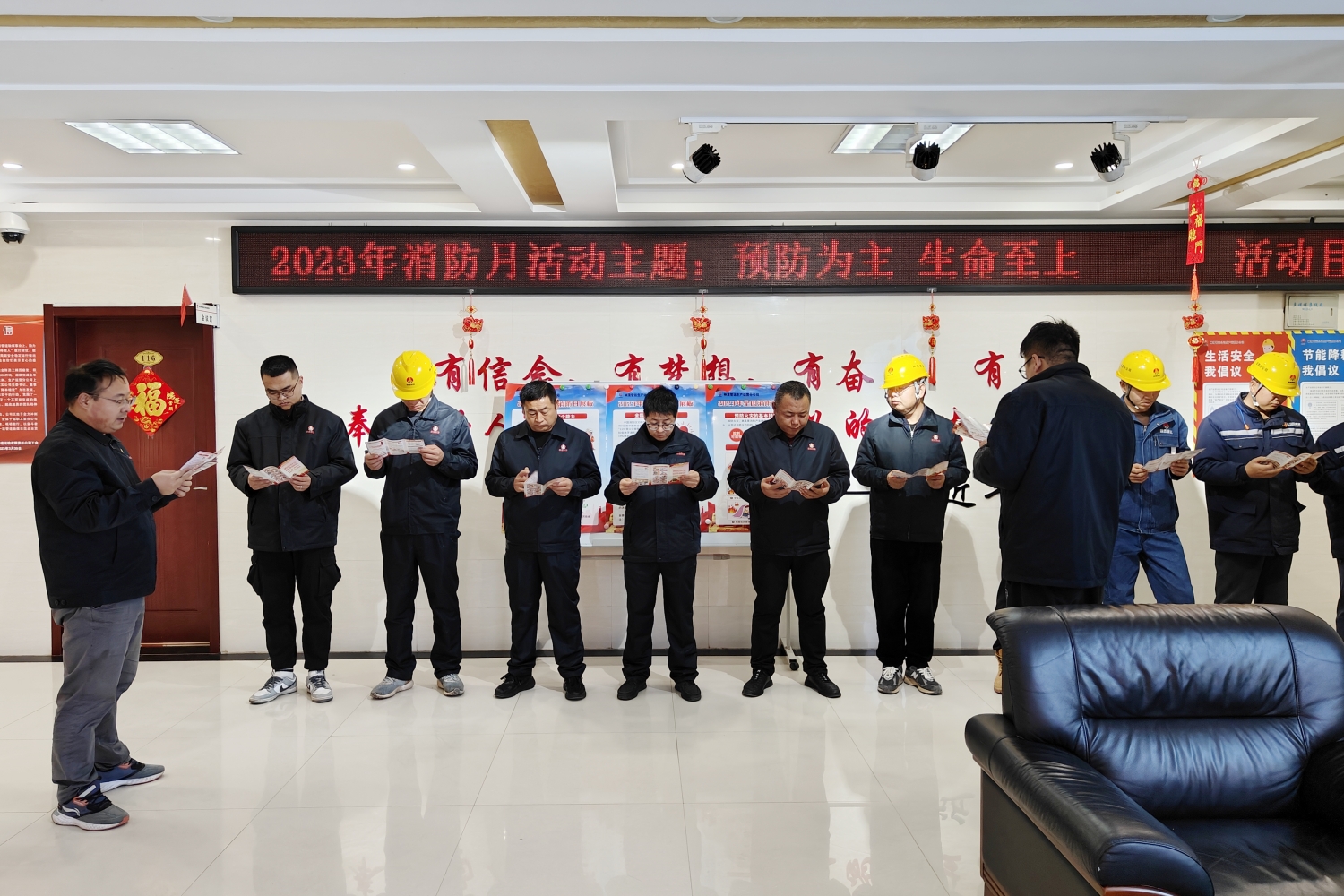 第1个小标题下.jpg